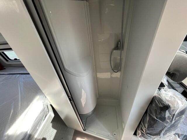 fourgon ADRIA TWIN SUPREME 640 SGX NEUF – Image 10