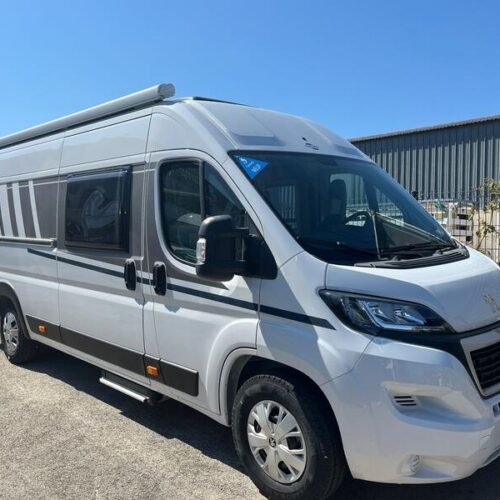 fourgon CARADO CV 640 NEUF