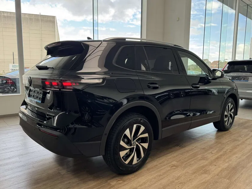 Volkswagen Tiguan – Image 24