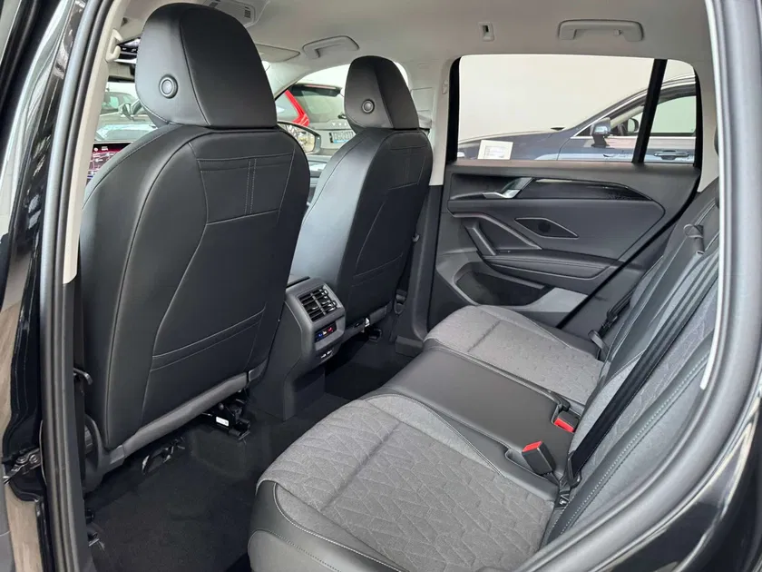 Volkswagen Tiguan – Image 13