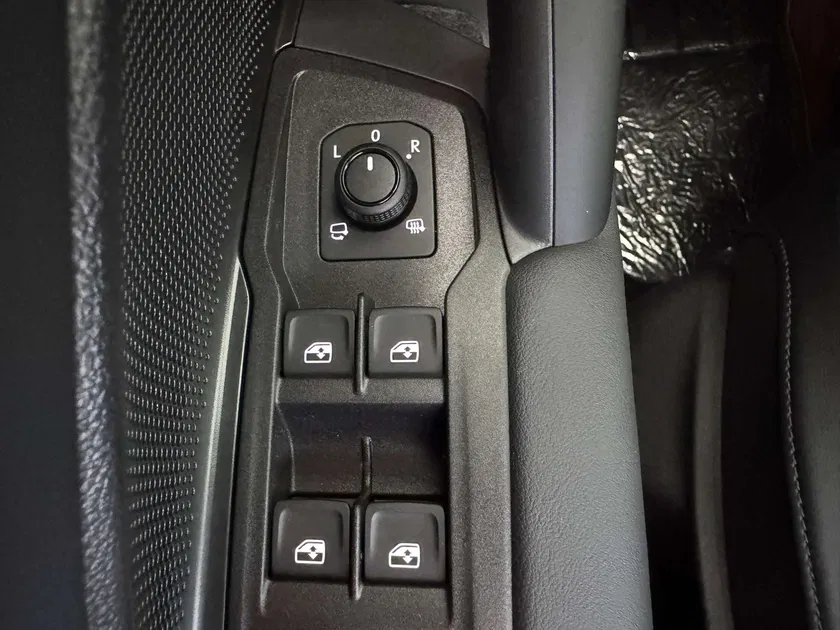 Volkswagen Tiguan – Image 10