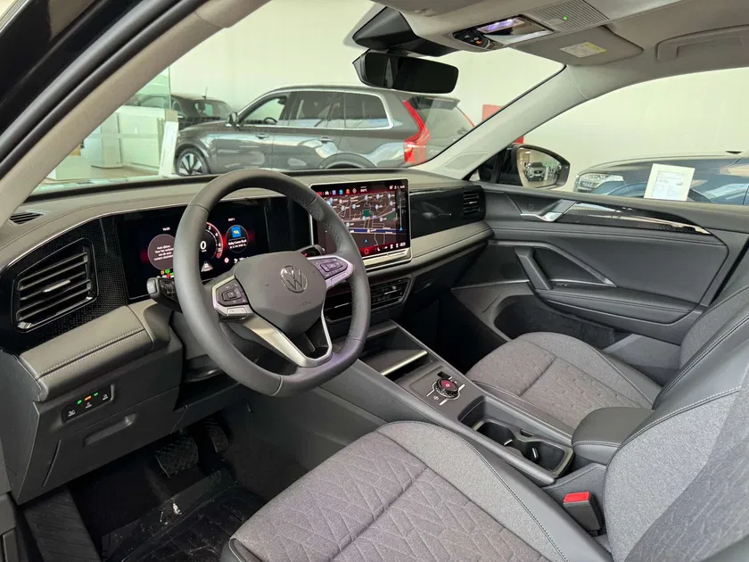 Volkswagen Tiguan – Image 16