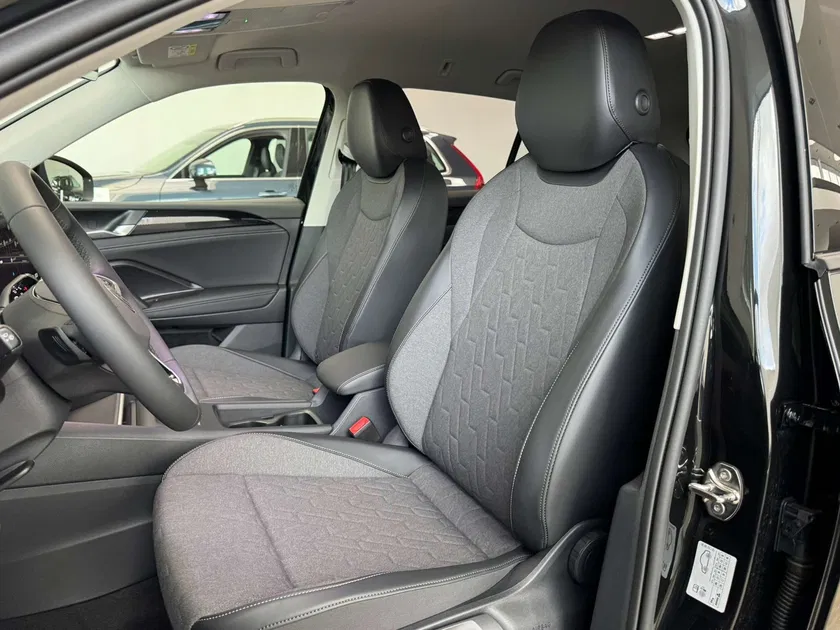 Volkswagen Tiguan – Image 14