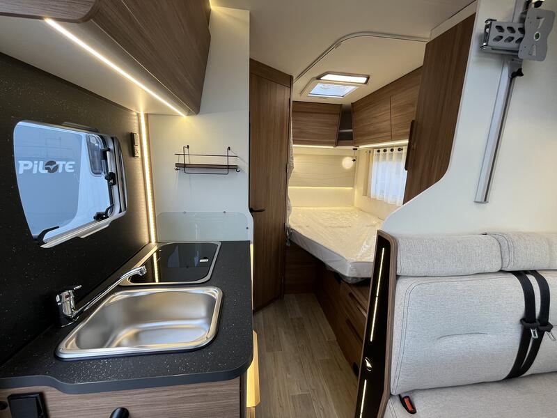 camping-car PILOTE P 600 EXPRESSION NEUF – Image 4