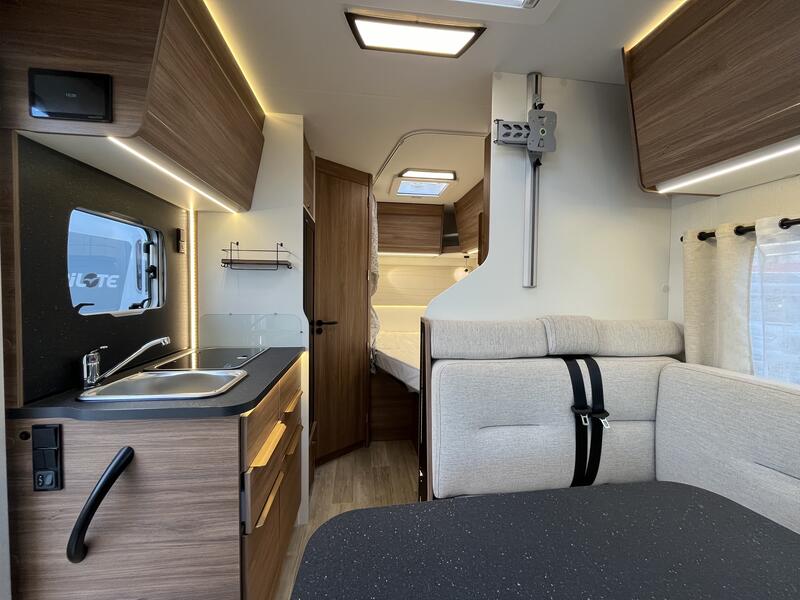 camping-car PILOTE P 600 EXPRESSION NEUF – Image 8