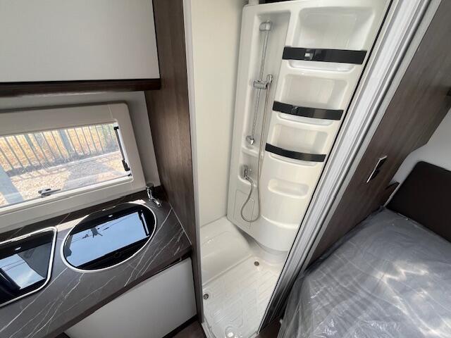 camping-car BENIMAR TESSORO T 430 LIMITED NEUF – Image 10