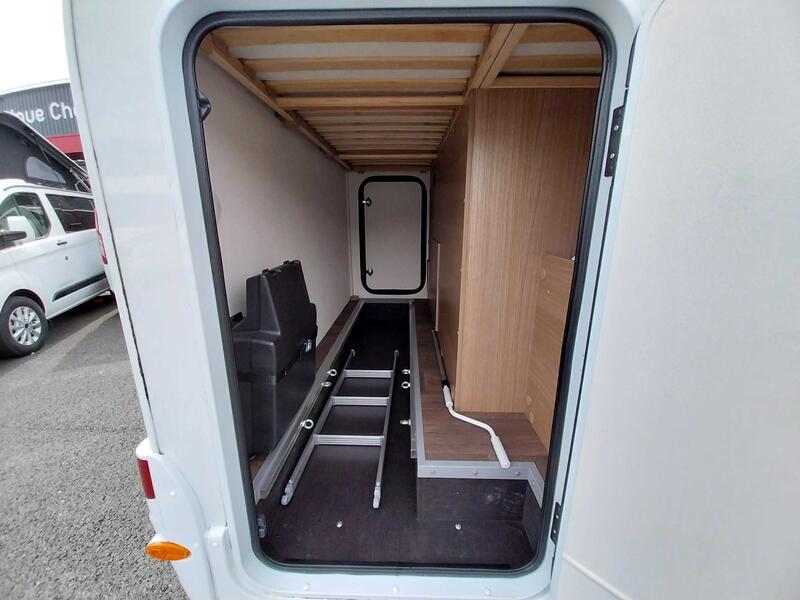 camping-car CARADO V 132 EDITION 15 OCCASION – Image 11