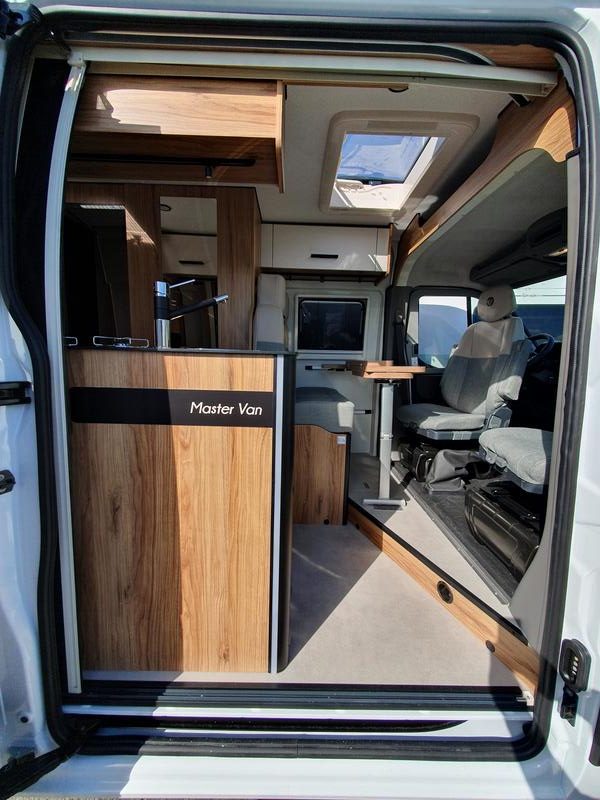 fourgon FONT VENDOME MASTERVAN 45 EME ANNIVERSAIRE 2024 NEUF – Image 3