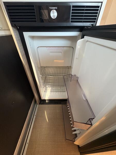 fourgon BURSTNER CAMPEO C540 4X4 OCCASION – Image 8