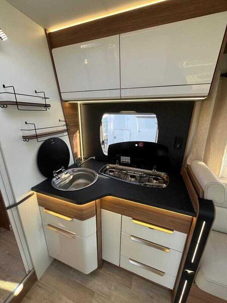 camping-car PILOTE P 696 D Evidence OCCASION – Image 4