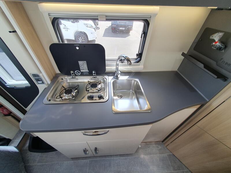 camping-car ITINEO PF 600 NEUF – Image 5