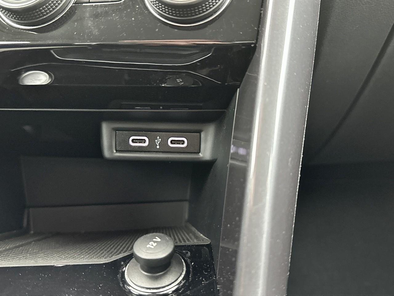 Volkswagen T-Roc – Image 36