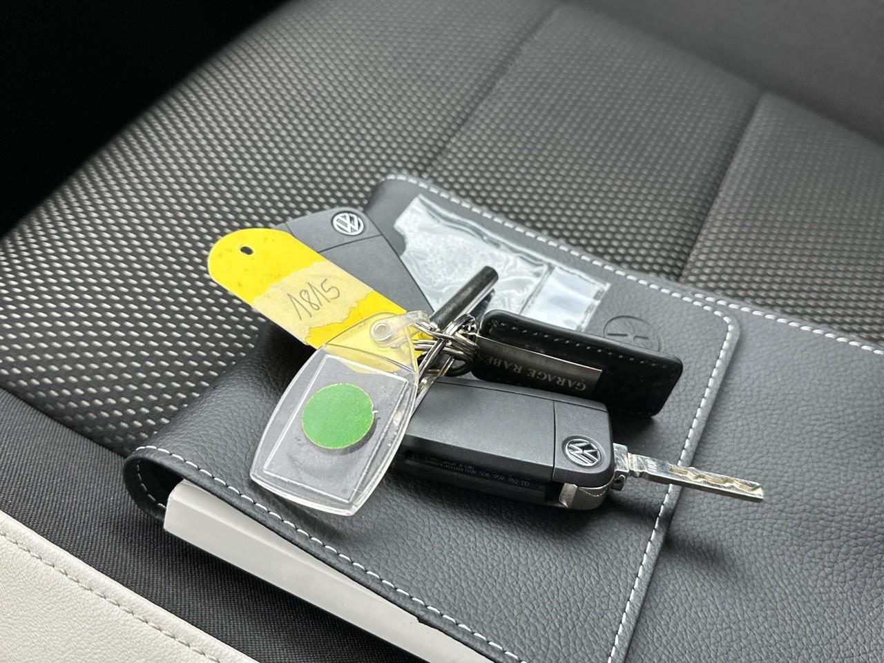 Volkswagen T-Roc – Image 39