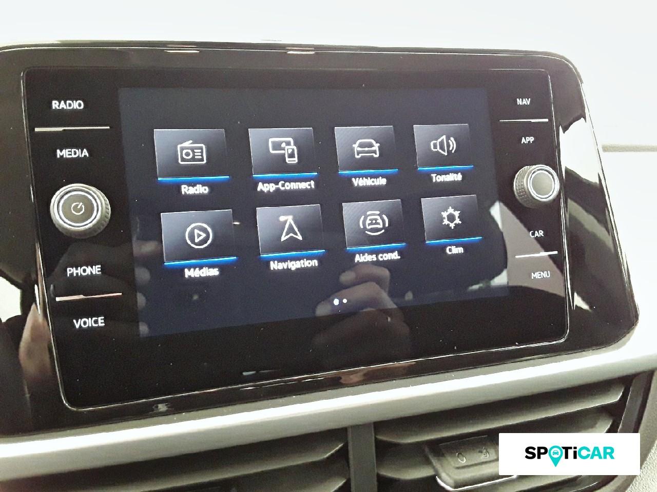 Volkswagen T-Roc – Image 20