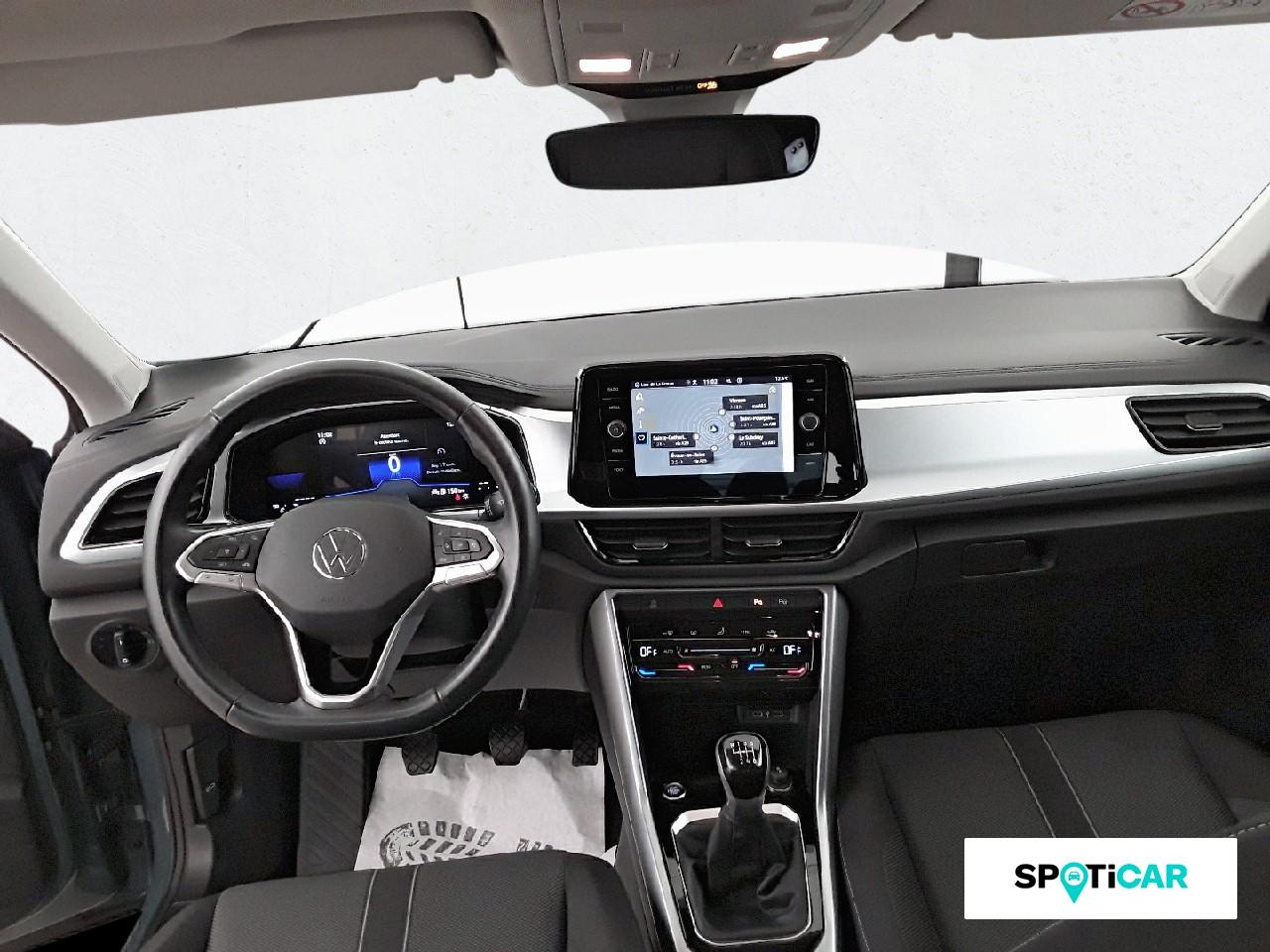 Volkswagen T-Roc – Image 9