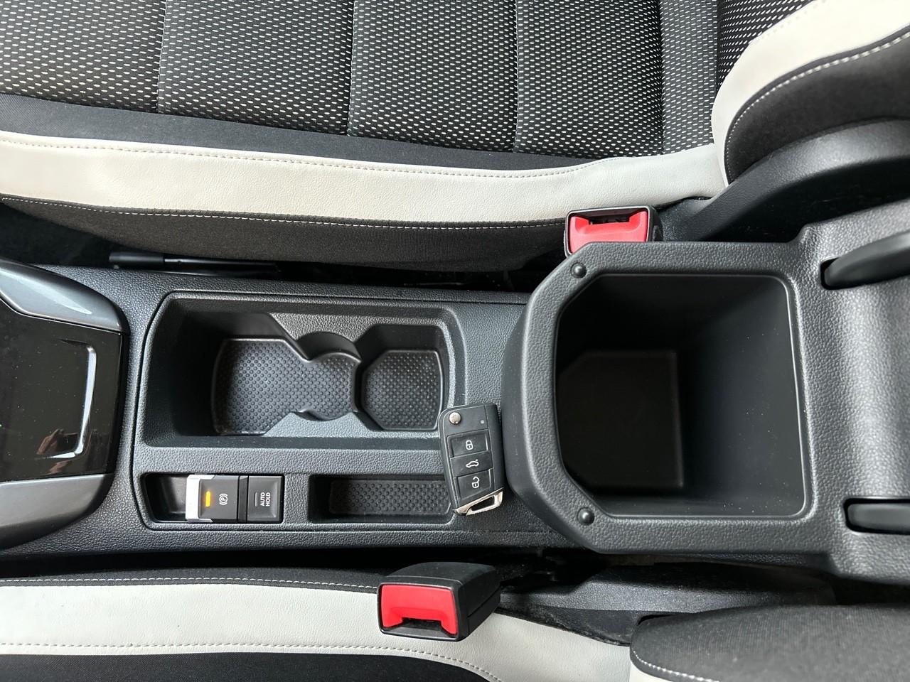 Volkswagen T-Roc – Image 15