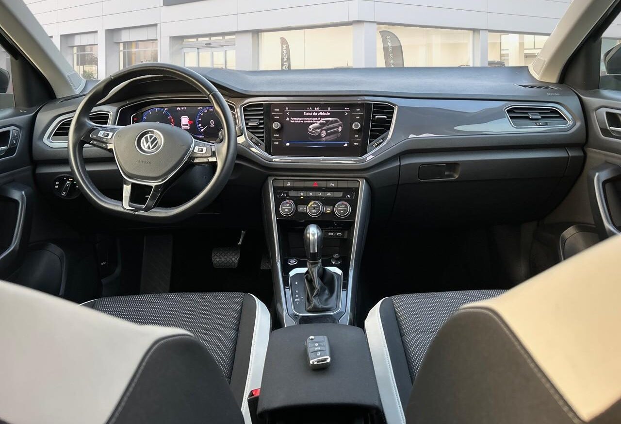 Volkswagen T-Roc – Image 20
