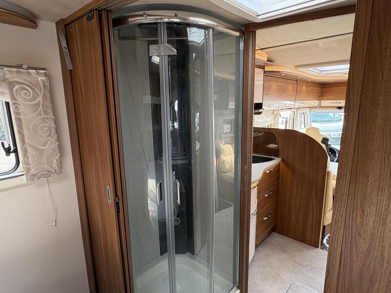 camping-car poids lourd FRANKIA 7400 OCCASION – Image 7