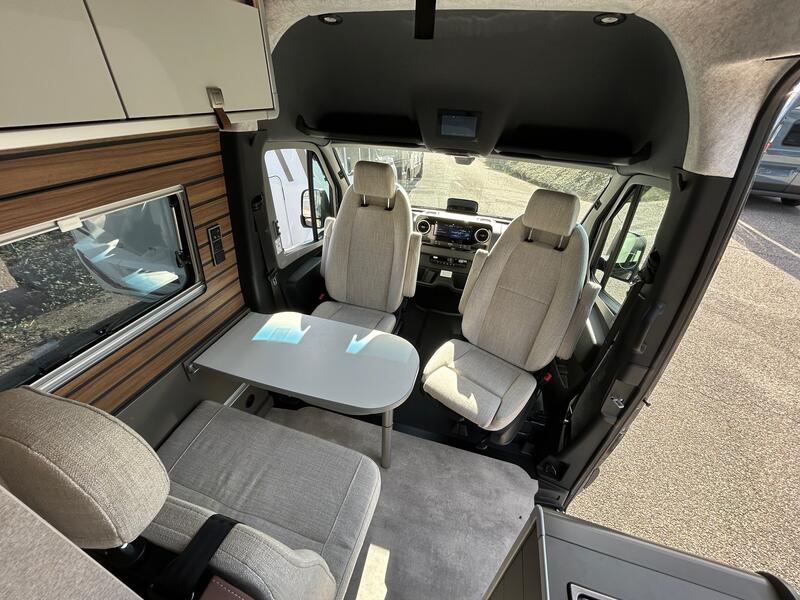 fourgon HYMER GRAND CANYON S 700 NEUF