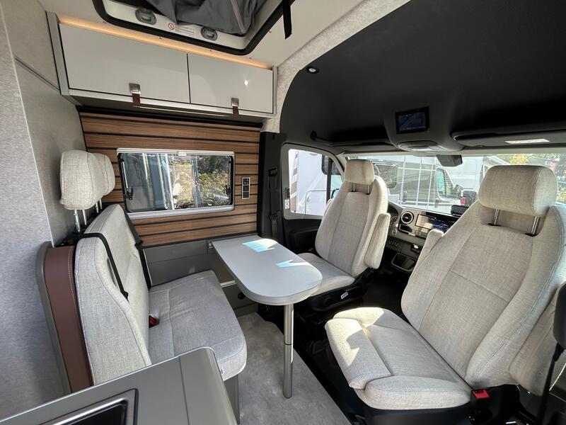 fourgon HYMER GRAND CANYON S 700 NEUF