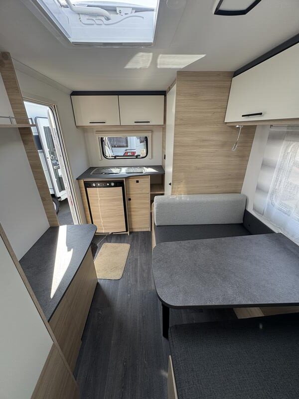 caravane STERCKEMAN EASY 420 CP NEUF