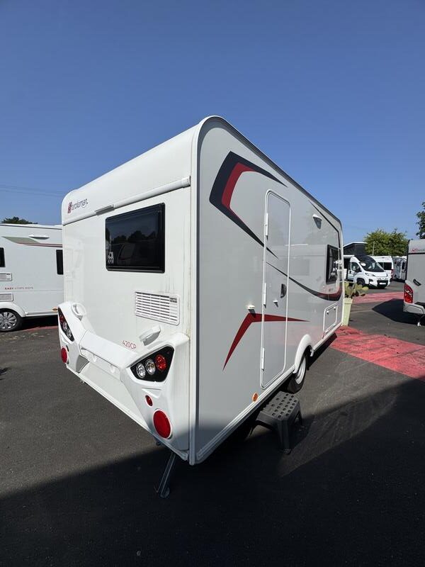 caravane STERCKEMAN EASY 420 CP NEUF
