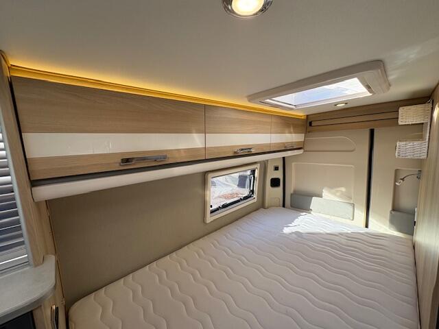 FOURGON CAMPEREVE MAGELAN 742