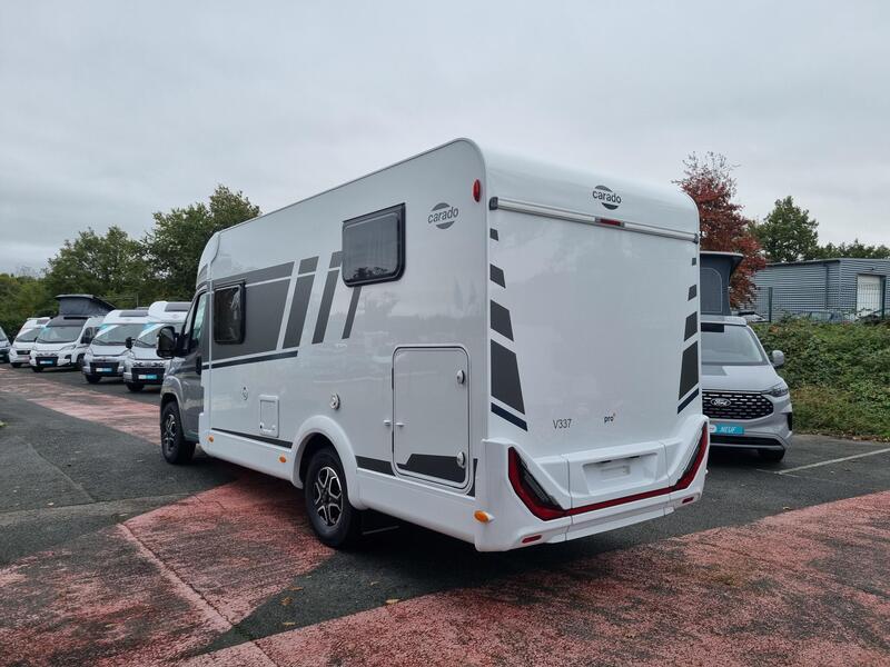 camping-car CARADO V 337 PRO + NEUF
