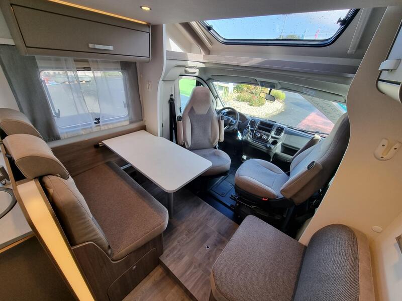 Garantie 24 mois Adapté à votre budget grâce au financement Les plus grandes marques de véhicules de loisirs