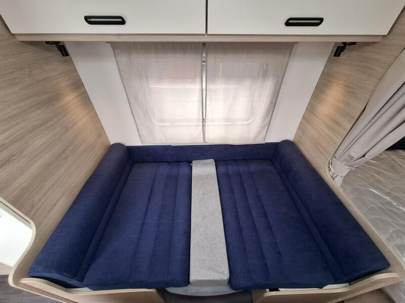 caravane CARAVELAIR ALBA 486 NEUF