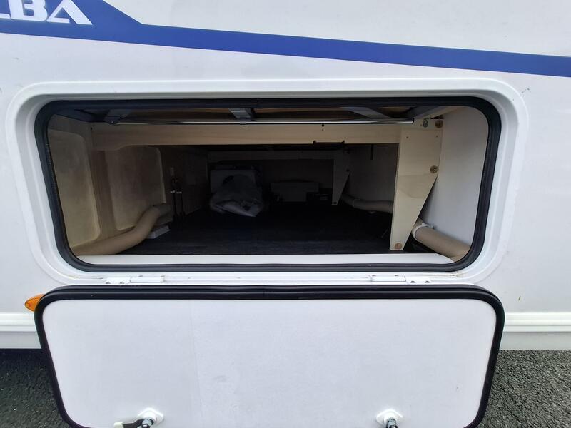 caravane CARAVELAIR ALBA 486 NEUF