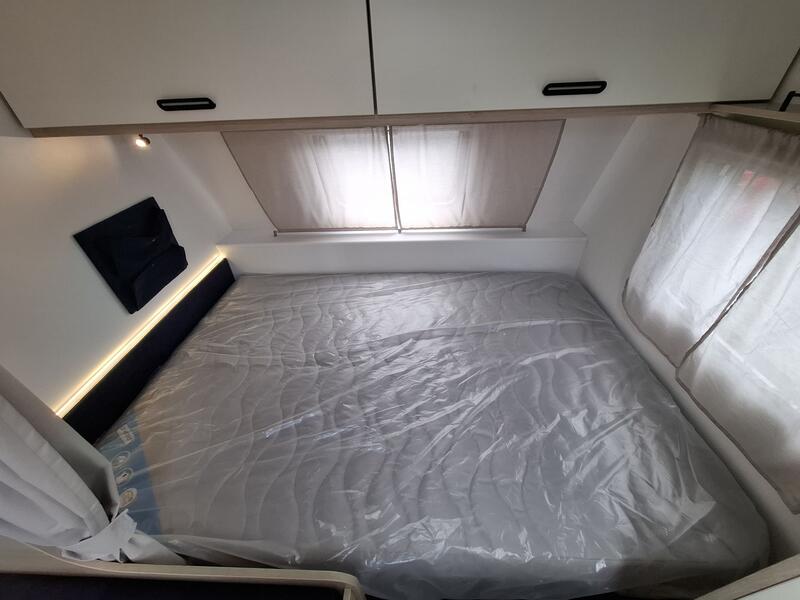 caravane CARAVELAIR ALBA 486 NEUF