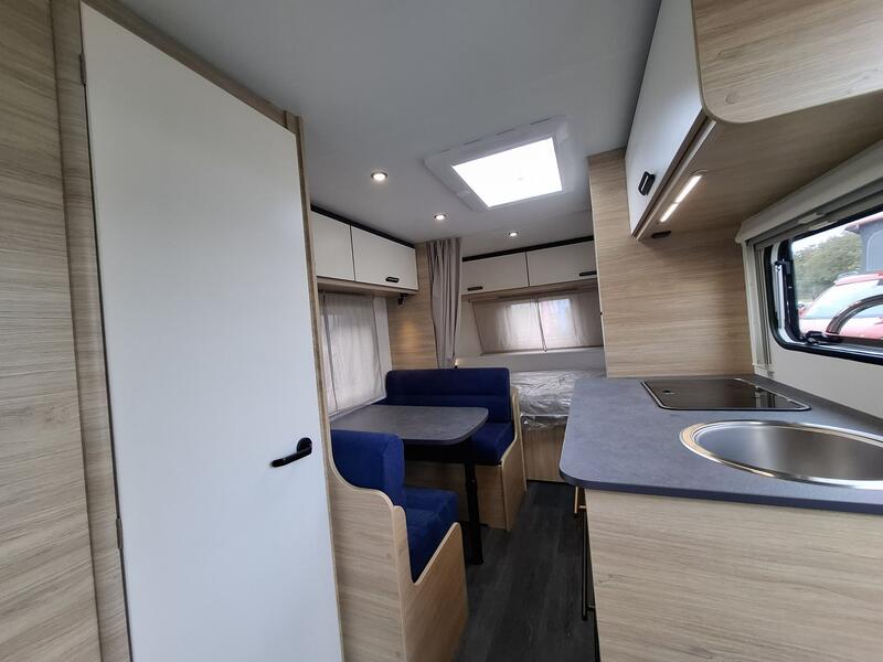 caravane CARAVELAIR ALBA 486 NEUF