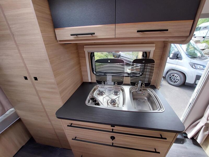 caravane CARAVELAIR ALBA STYLE 486