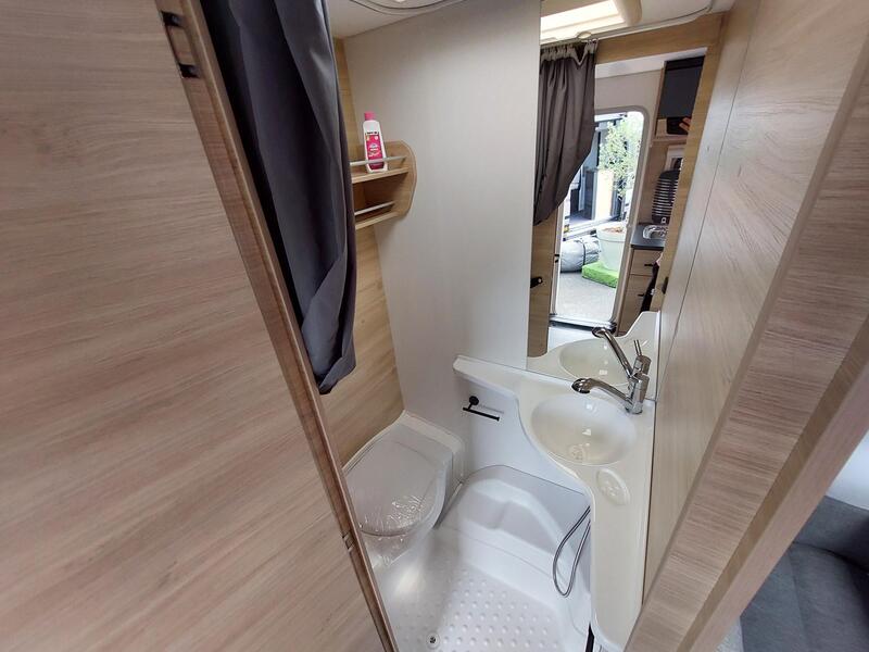 caravane CARAVELAIR ALBA STYLE 486