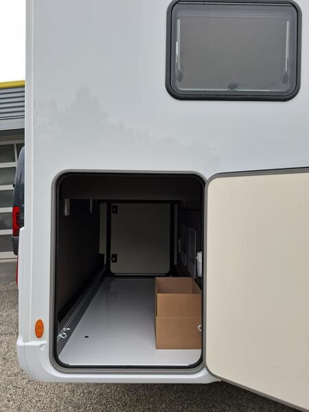 camping-car BURSTNER B 66 732 TD NEUF