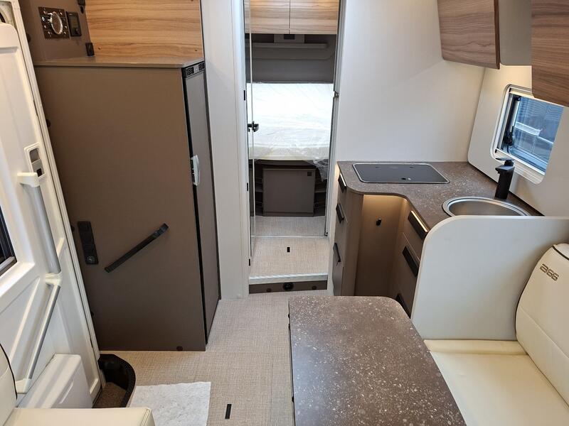 camping-car BURSTNER B 66 732 TD NEUF