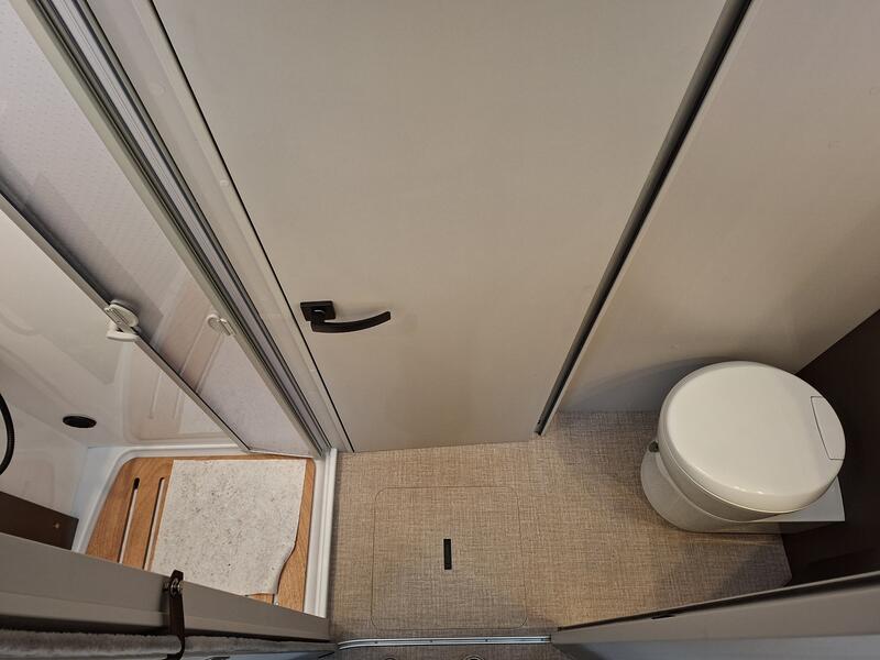 camping-car BURSTNER B 66 732 TD NEUF