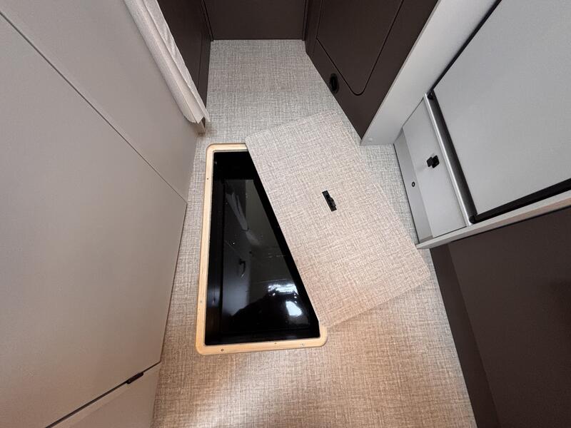 camping-car BURSTNER B66 T690G NEUF