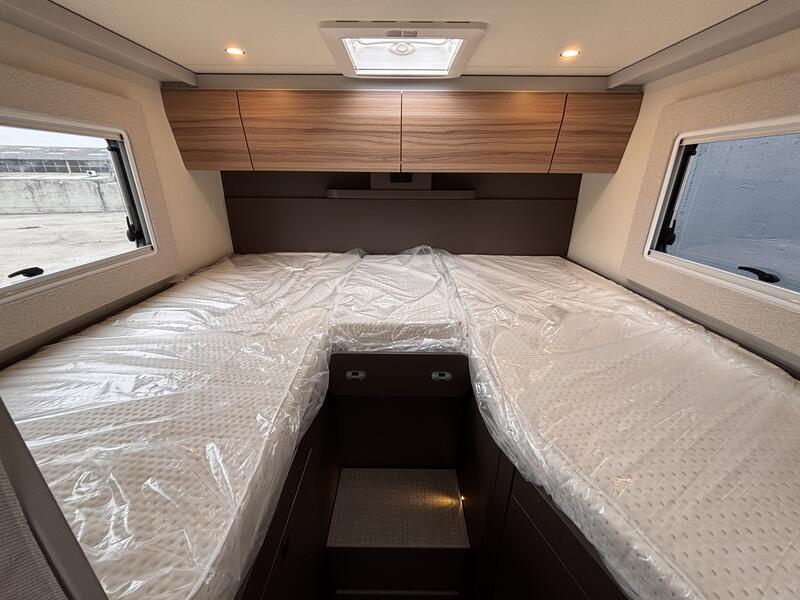 camping-car BURSTNER B66 T690G NEUF