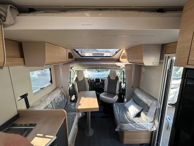 camping-car ADRIA MATRIX 650 DC 60Y NEUF