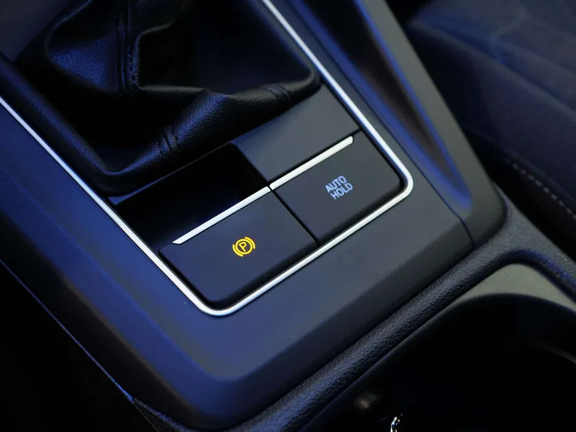 Volkswagen Golf – Image 15