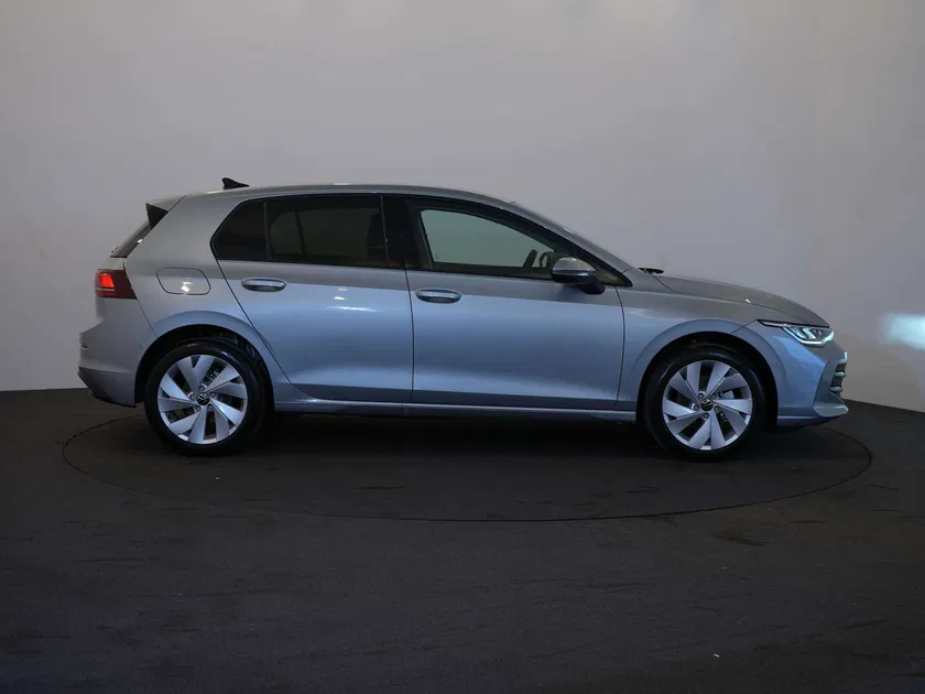 Volkswagen Golf – Image 34