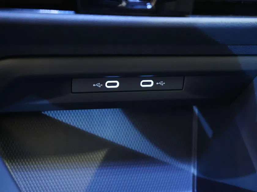 Volkswagen Golf – Image 14