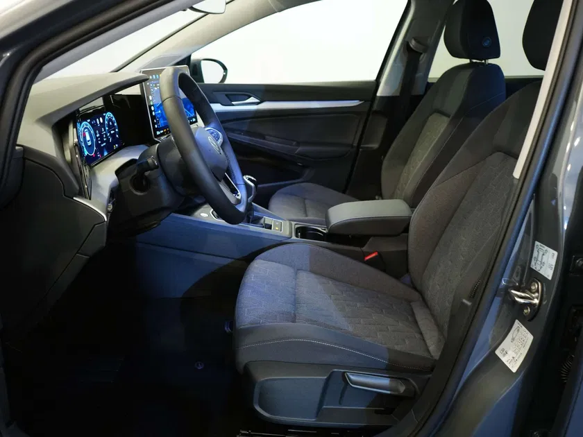 Volkswagen Golf – Image 31