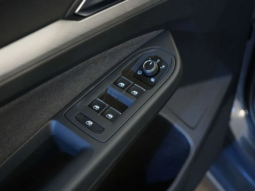 Volkswagen Golf – Image 26