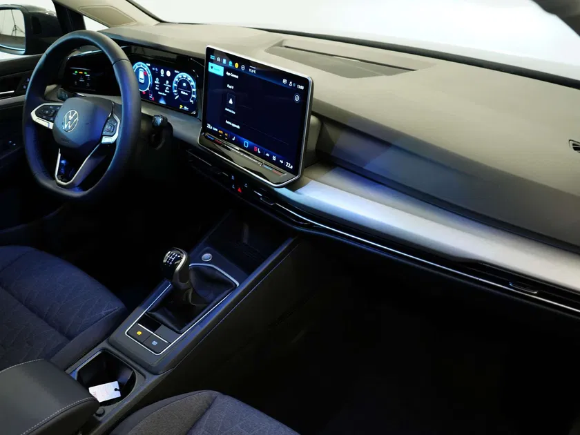 Volkswagen Golf – Image 3