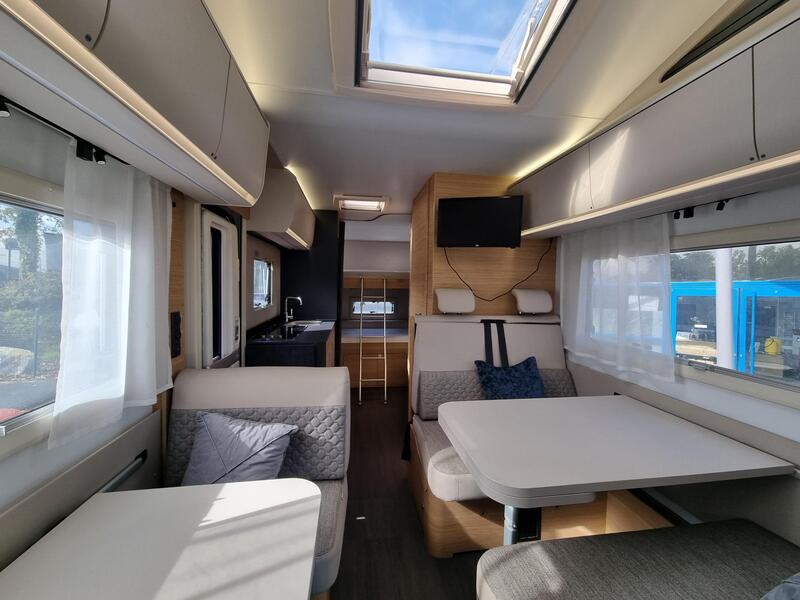 camping-car ADRIA CORAL XL AXESS 650 DK NEUF