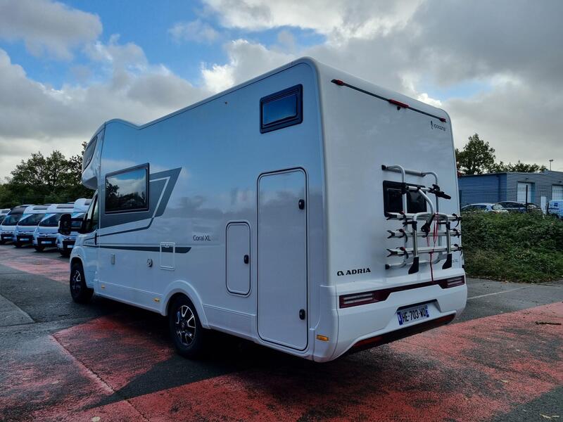 camping-car ADRIA CORAL XL AXESS 650 DK NEUF