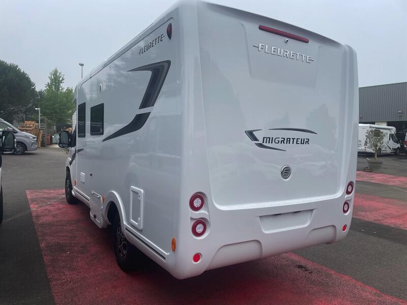 camping-car FLEURETTE Migrateur 64 LDF NEUF